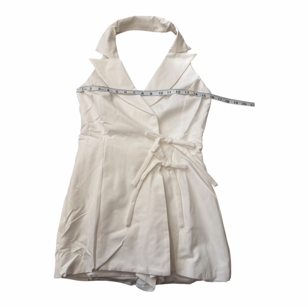 BLUE BLUSH Halter Wrap Romper Women’s Sleeveless Tie Front Mini - Picture 4 of 5